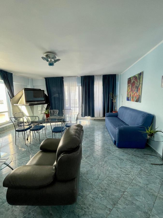Luanaapartments #1 オトペニ エクステリア 写真