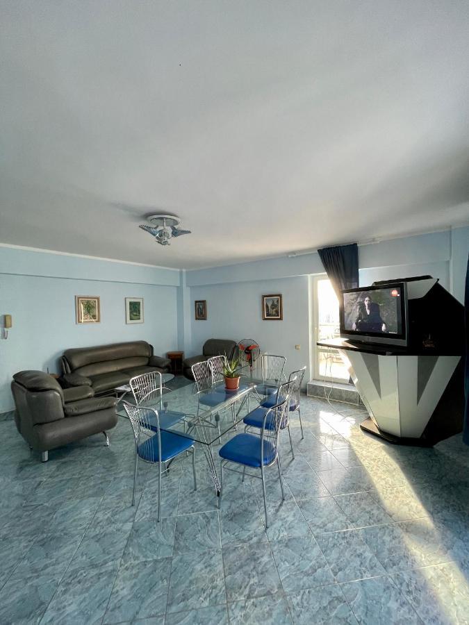 Luanaapartments #1 オトペニ エクステリア 写真